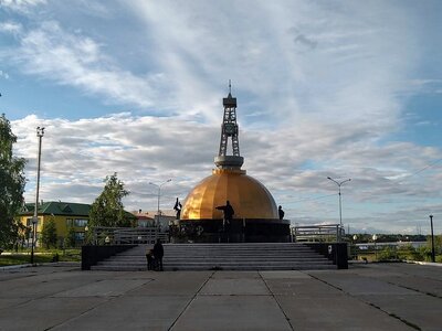 Памятник первооткрывателям самотлорской нефти
